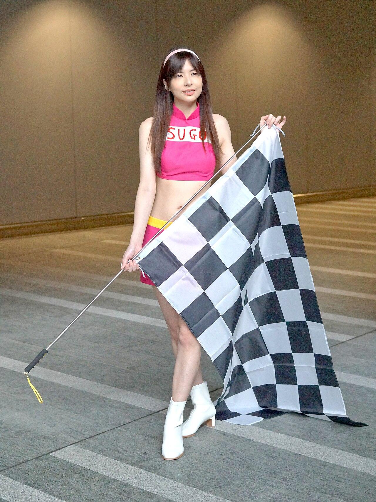 F1赛车人物:一位顶尖选手的进阶之路(心理状态视角)